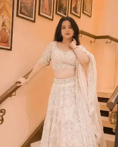 Escort Service In Chirkunda
